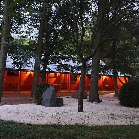 Zanka Vizparti Ueduelo Hotel Екстериор снимка