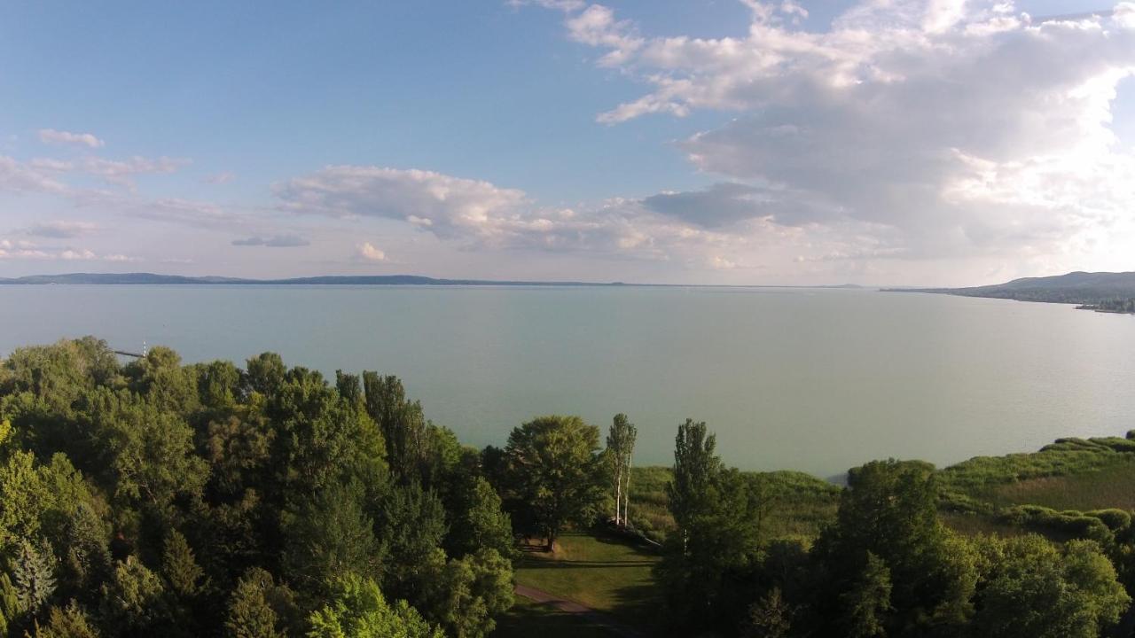 Zanka Vizparti Ueduelo Hotel Екстериор снимка